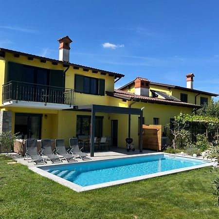 Holiday House Oljka Kobdilj ภายนอก รูปภาพ