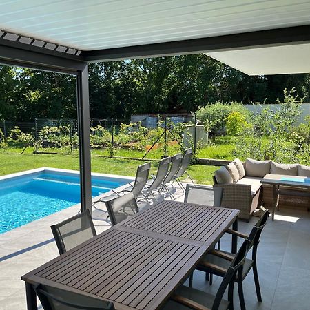 Holiday House Oljka Kobdilj ภายนอก รูปภาพ