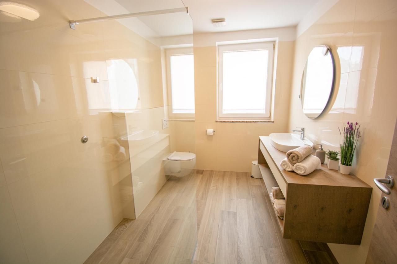 Holiday House Oljka Kobdilj ภายนอก รูปภาพ